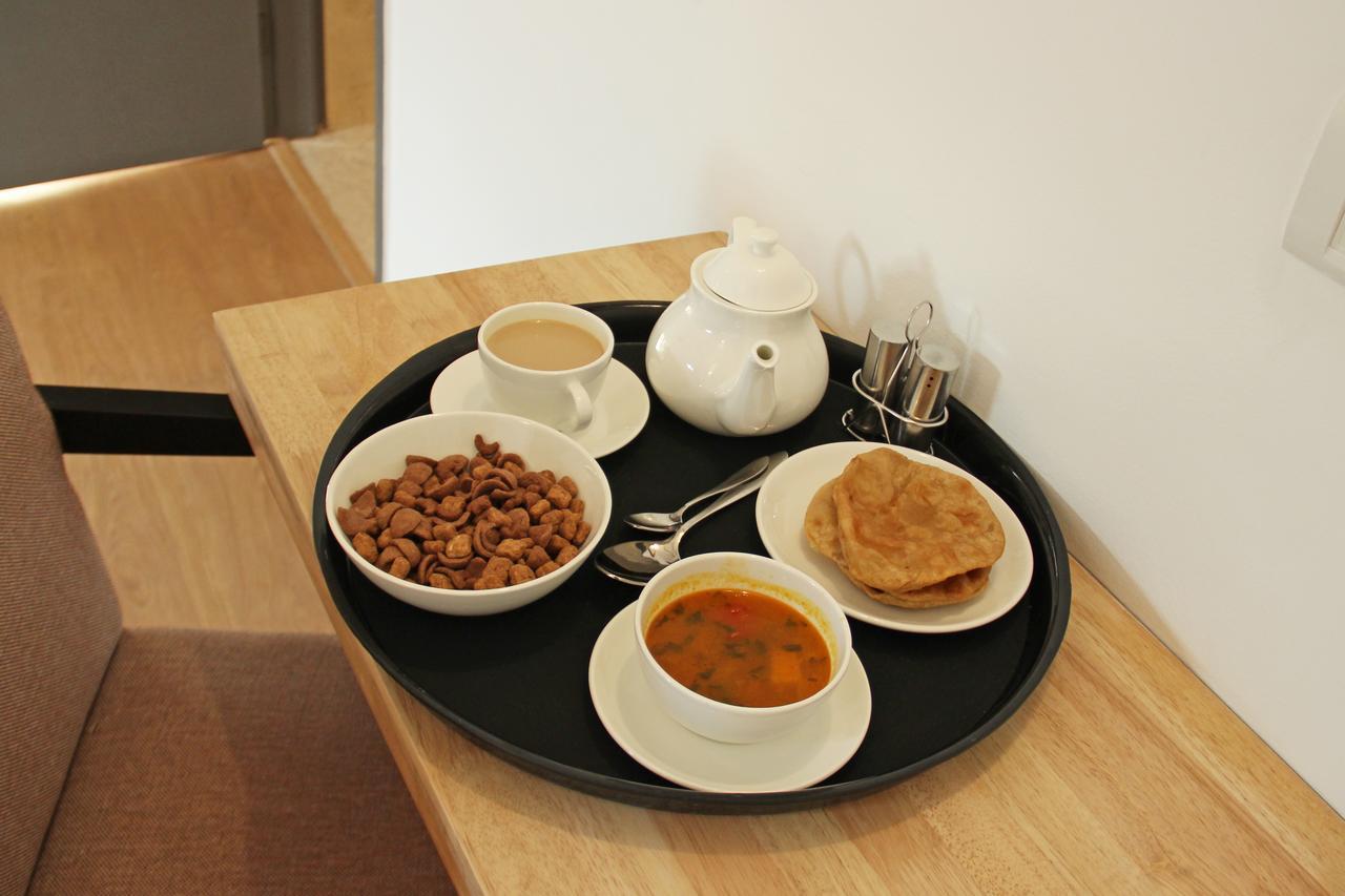 Oyo 9147 Hotel Aerostay New Delhi Buitenkant foto